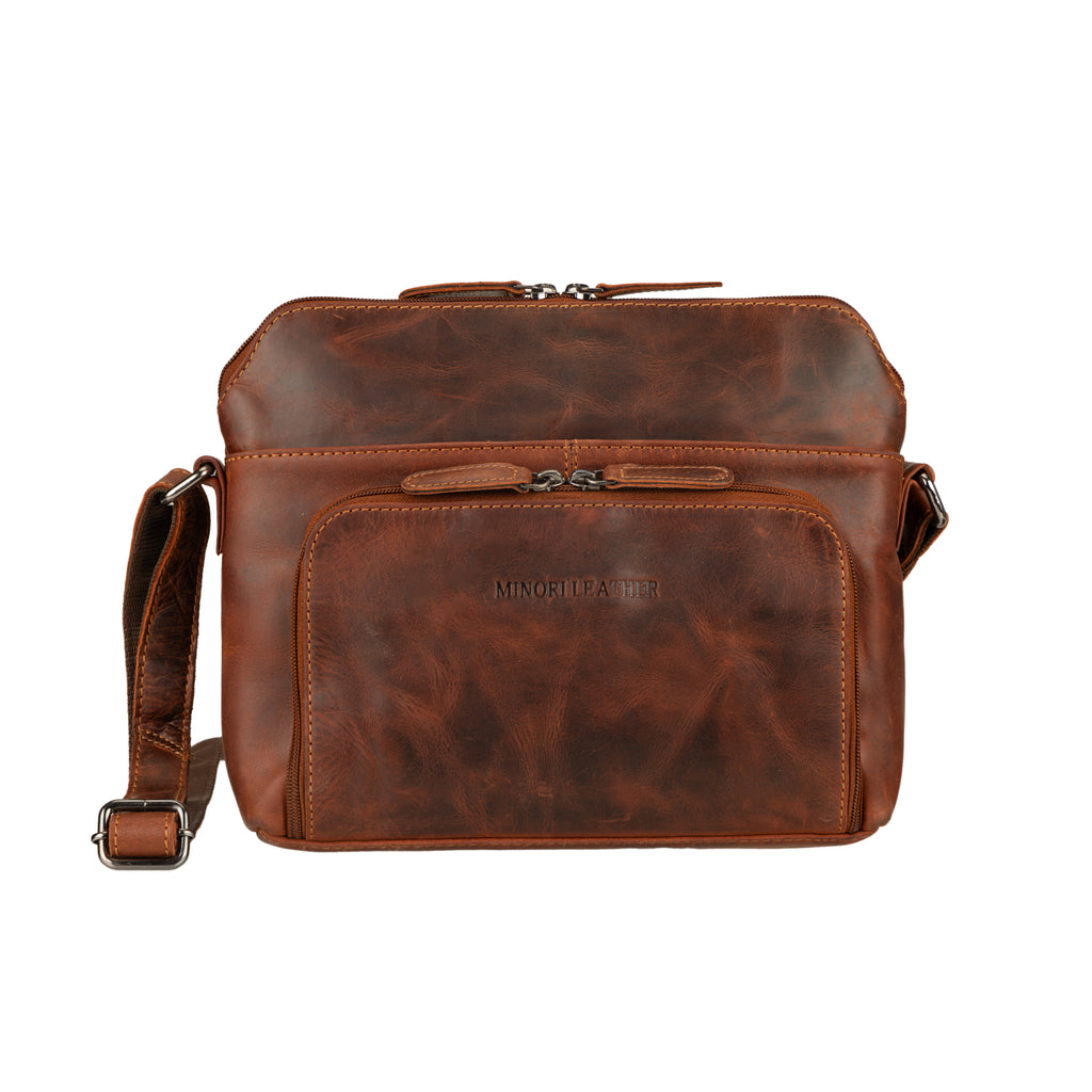 Siena Leather Crossbody Bag in Chestnut