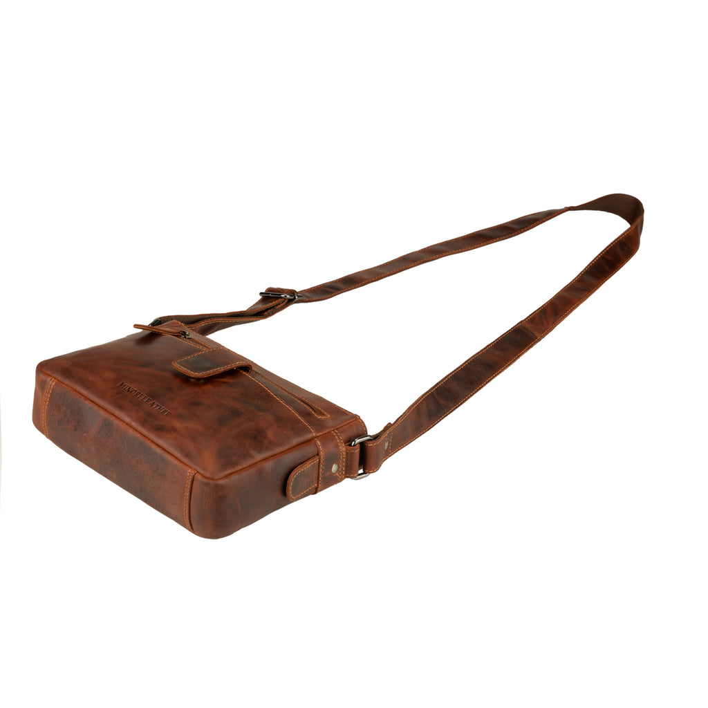 Camden Leather Crossbody Bag in Chestnut