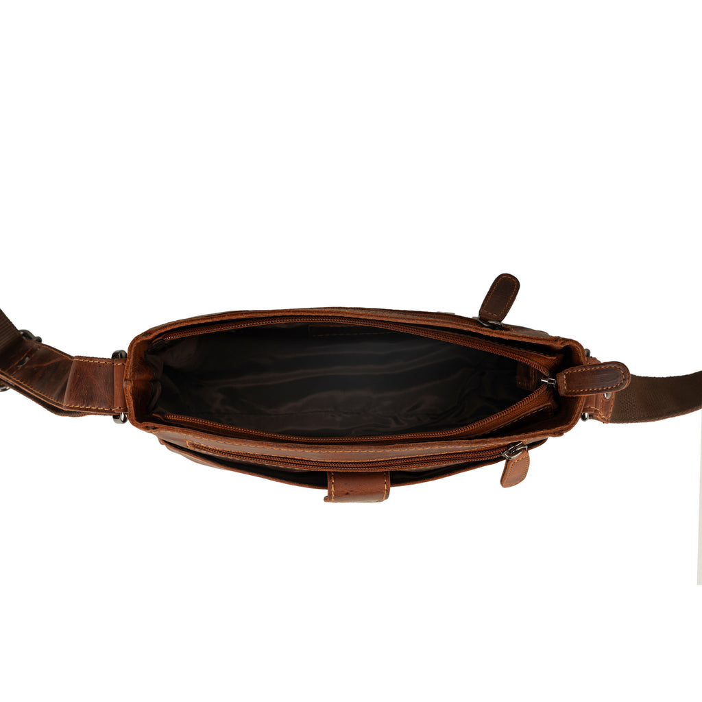 Camden Leather Crossbody Bag in Chestnut